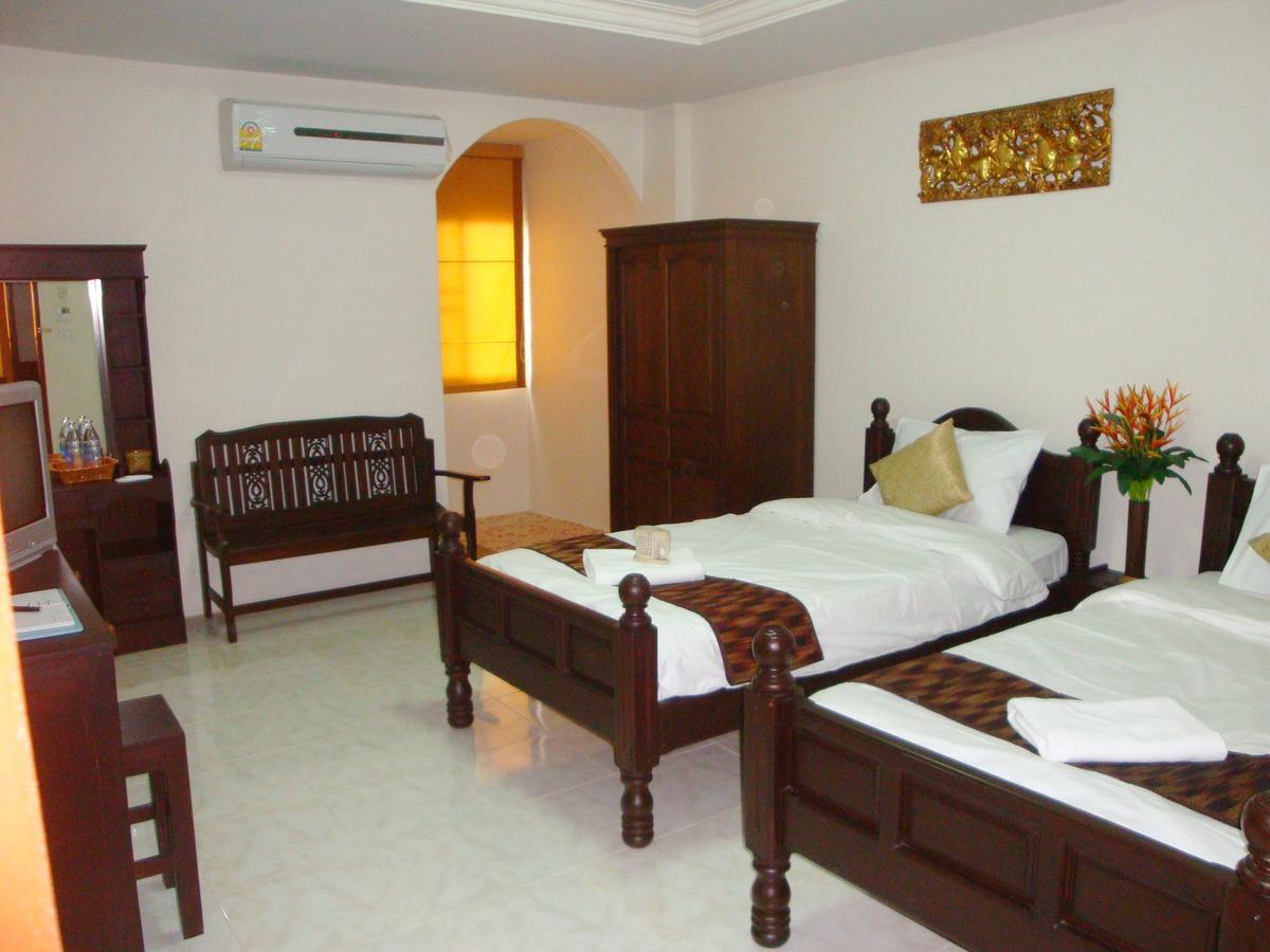 Siam House Interplace Lop Buri Buitenkant foto