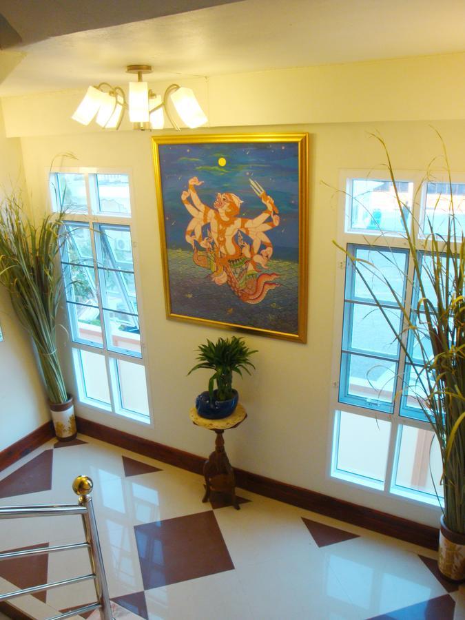 Siam House Interplace Lop Buri Buitenkant foto