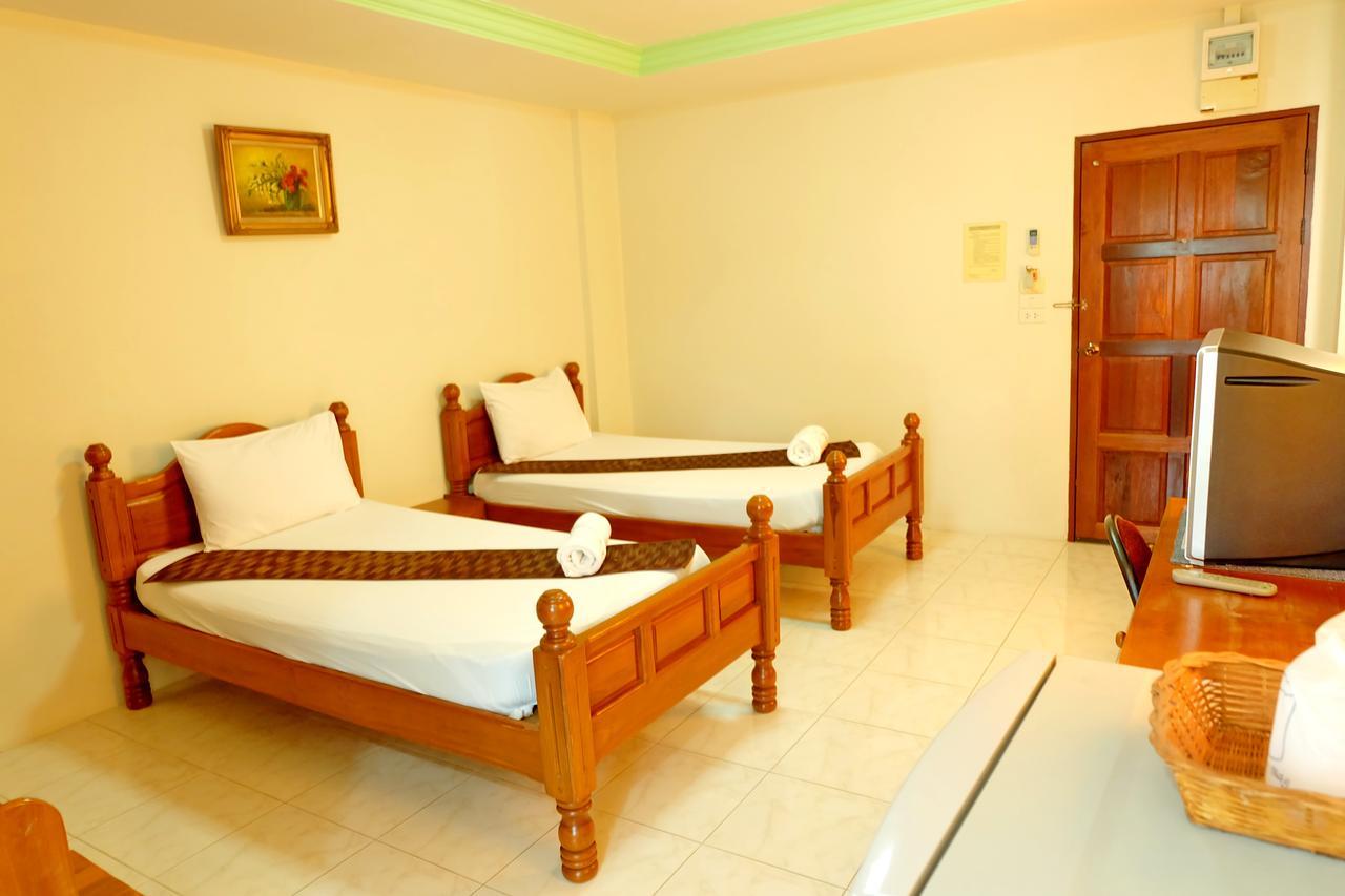 Siam House Interplace Lop Buri Buitenkant foto